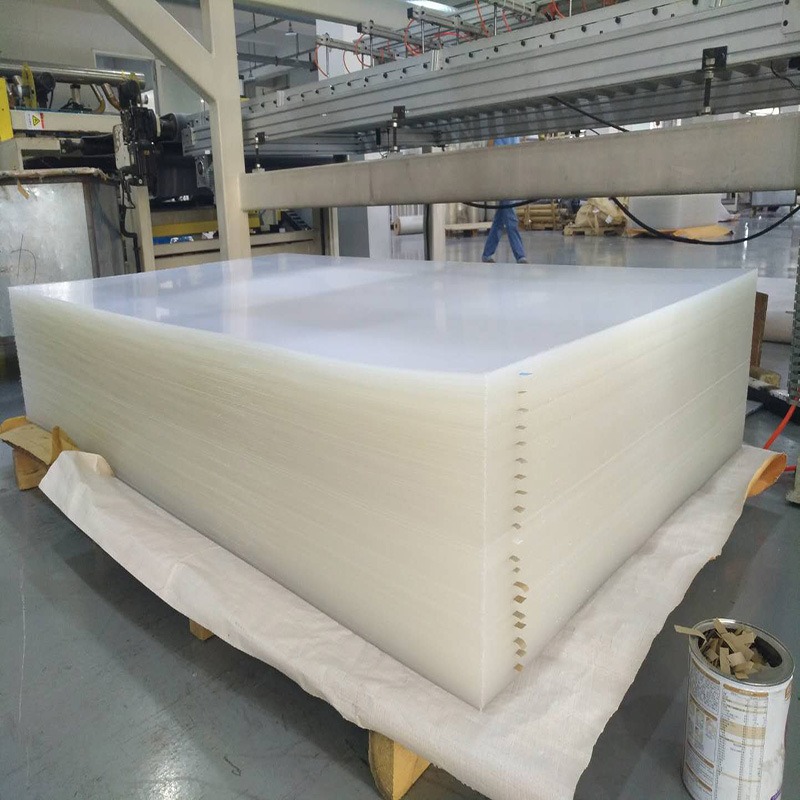 How Is Extruded Acrylic Sheet Made?